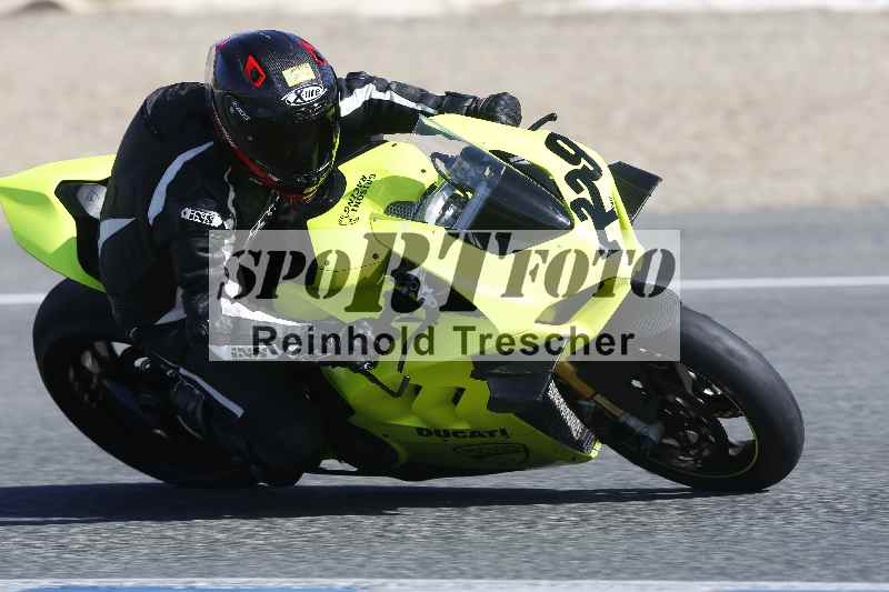 /Archiv-2024/02 29.01.-02.02.2024 Moto Center Thun Jerez/Gruppe gruen-green/229